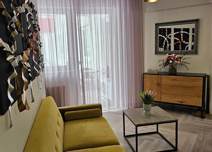 아파트 Stylish 1 Bedroom With Full Kitchen And Bathroom In Kadriorg, Centre 탈린